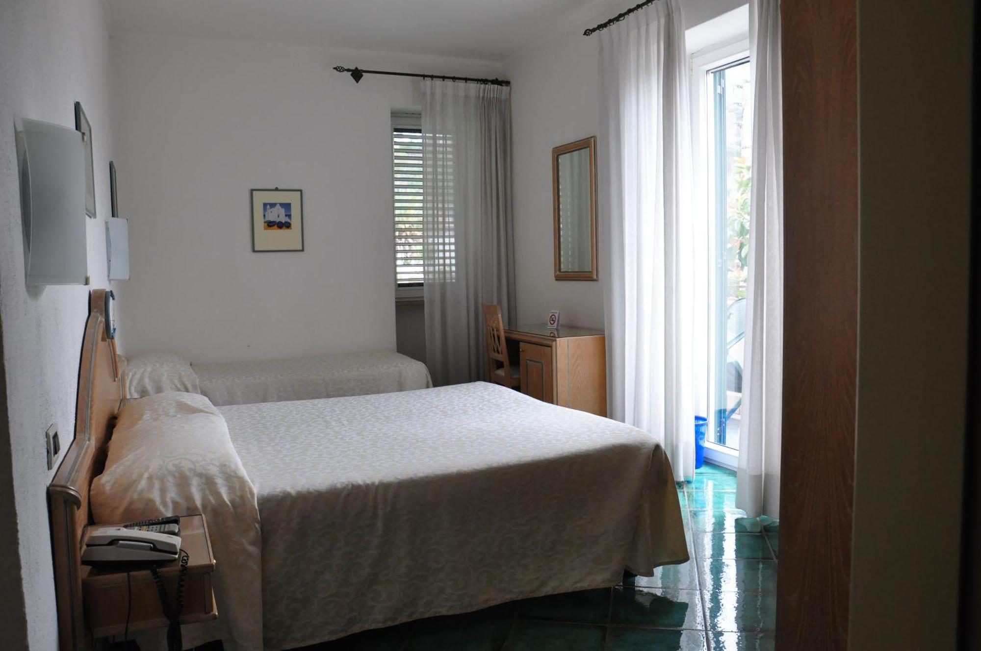 Hotel La Marticana Ischia Buitenkant foto